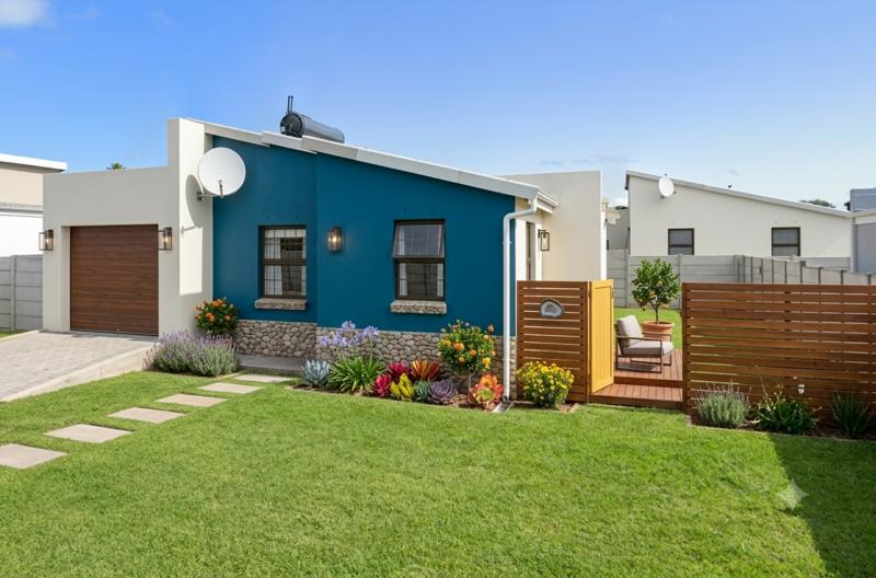 3 Bedroom Property for Sale in Gansbaai Central Western Cape